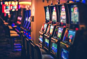 A Detailed Look at Choosing online casino Singapore For convenient online play